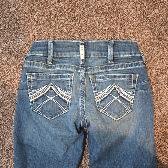Ariat Blue Boot Cut Jeans with Classic Style - Picture 6 of 8